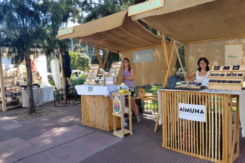 Imagen de Ecoferia Ofelia en Colegiales: diseño sustentable, talleres y música