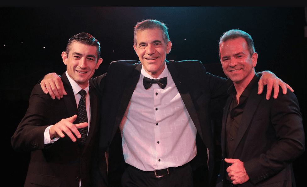 Imagen de Tango a tres bandas