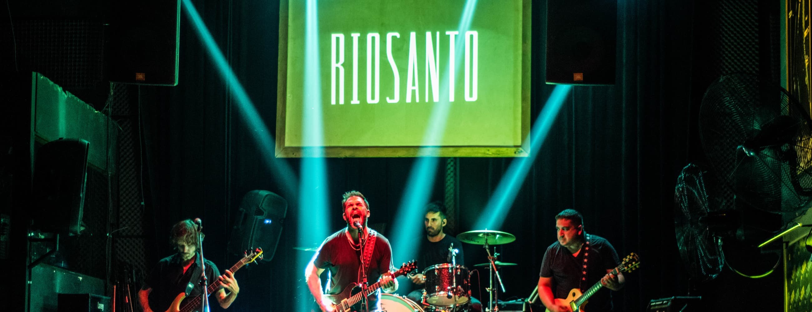 Imagen de RioSanto – Hombre Búho en vivo en Niceto Bar
